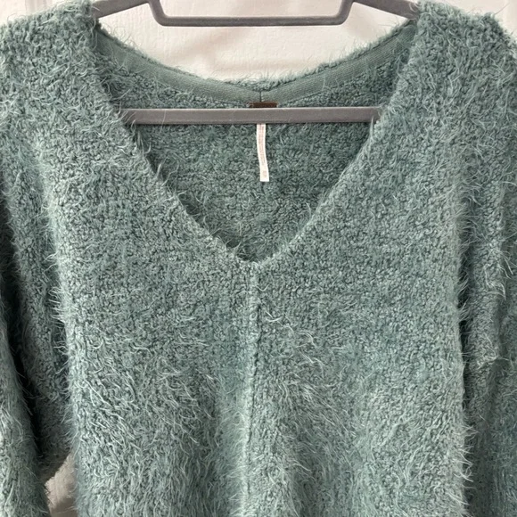 Free People Icing V-Neck Sweater in Spring Dust size XS - Picture 5 of 14